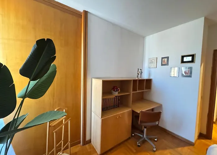 Comfy Vatican Hideaway Апартаменты